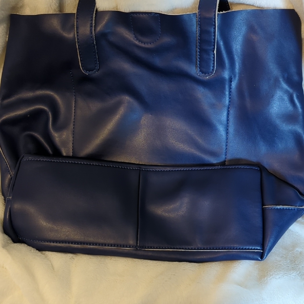 Emma Fox Blue Leather Tote Sleek Design - Picture 8 of 13